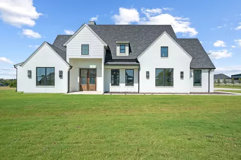 6325 Leo Ln, Godley, TX 76044