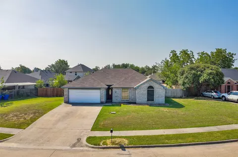 103 Princeton Cir, Forney, TX 75126
