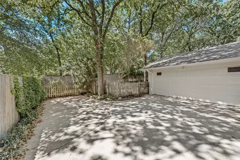 2811 Cresthaven Dr, Grapevine, TX 76051 photo 31