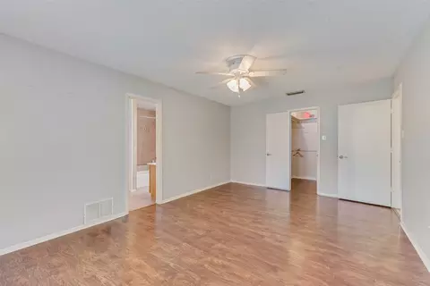 2811 Cresthaven Dr, Grapevine, TX 76051 photo 12