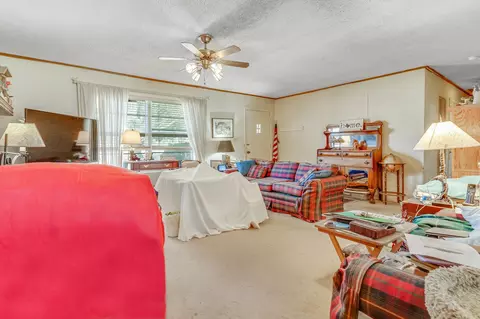 500 E 6th St, Krum, TX 76249 photo 8