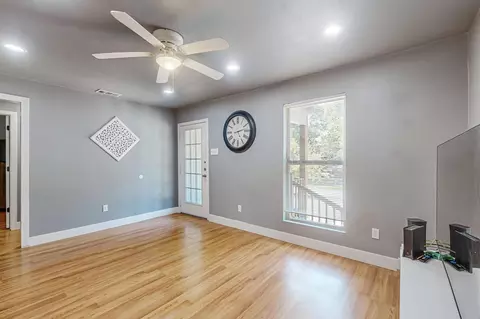 4910 Kildare Ave, Dallas, TX 75216