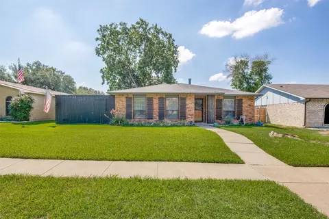 4900 Ashlock Dr, The Colony, TX 75056