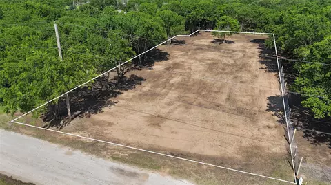 508 Lamar St, Nocona, TX 76255
