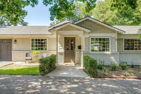 4345 Selkirk Dr W, Fort Worth, TX 76109