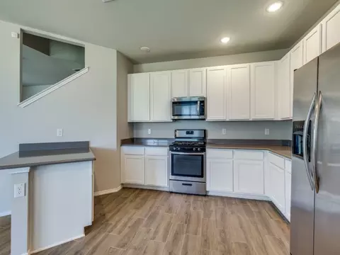 Kitchen - 2012 Bellatrix Dr, Haslet, TX 76052 photo 2 of 3