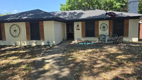 911 Rivercrest Blvd, Allen, TX 75002