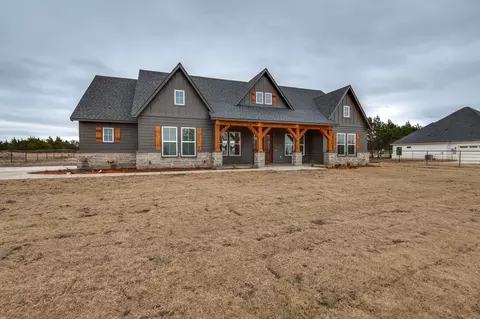 460 Robnett Rd, Waxahachie, TX 75165