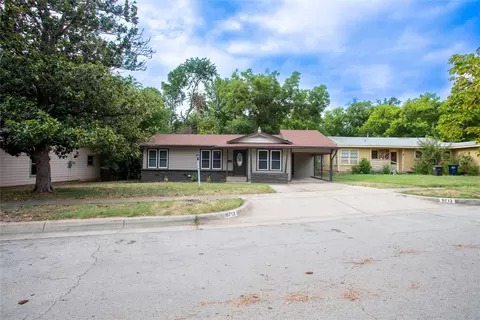 6712 Greenlee St, Fort Worth, TX 76112