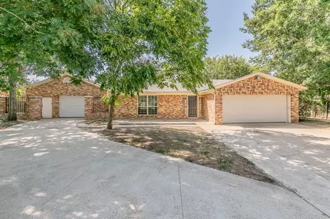 6363 Hanger Park Dr, Forest Hill, TX 76119