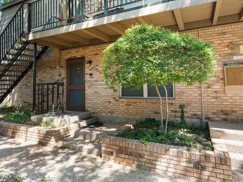 7931 Royal Ln #115, Dallas, TX 75230