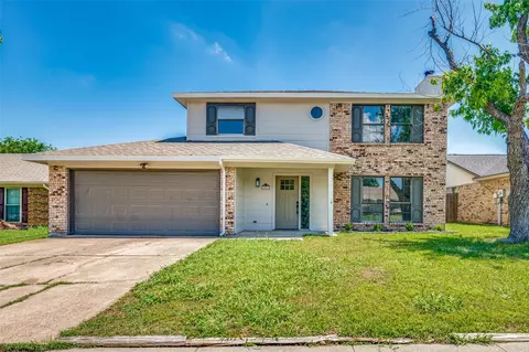 8024 Katie Ln, Watauga, TX 76148