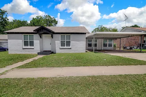 816 College St, Cleburne, TX 76033