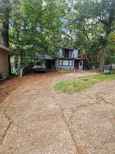 628 College St, Shreveport, LA 71104