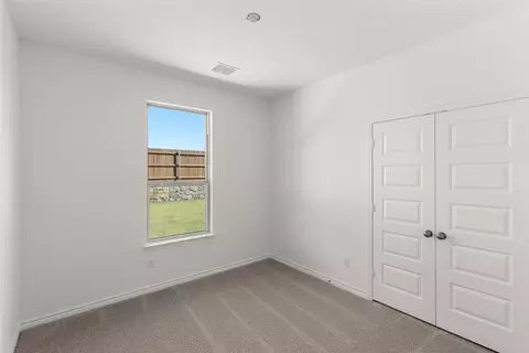 Bedroom - 418 Comanche Dr, Cleburne, TX 76033 photo 2 of 5