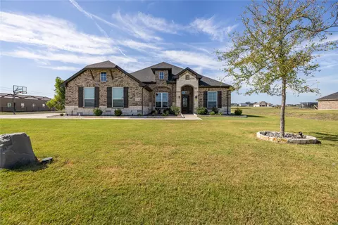 1136 Hester St, Nevada, TX 75173