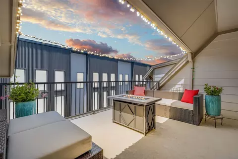 2110 Bennett Ave #2, Dallas, TX 75206