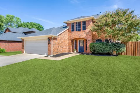 323 Ashley Oak Ln, Lake Dallas, TX 75065
