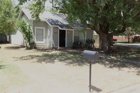 5514 Bridgeton Dr, Arlington, TX 76018