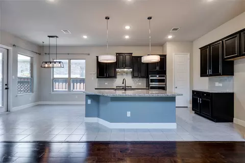 Kitchen - 305 Park Dr, Euless, TX 76040 photo 1 of 3