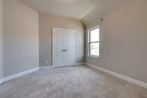 Bedroom - 305 Park Dr, Euless, TX 76040 photo 1 of 3
