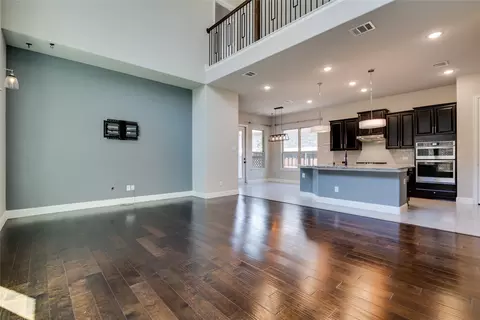 Living - 305 Park Dr, Euless, TX 76040 photo 1 of 4