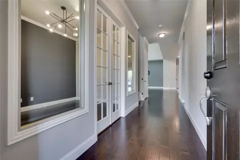 Entry Way - 305 Park Dr, Euless, TX 76040 photo 1 of 5