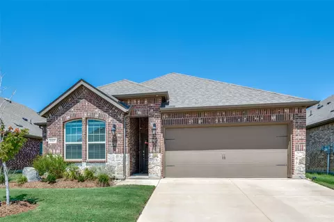 11137 Glover Ln, Aubrey, TX 76227