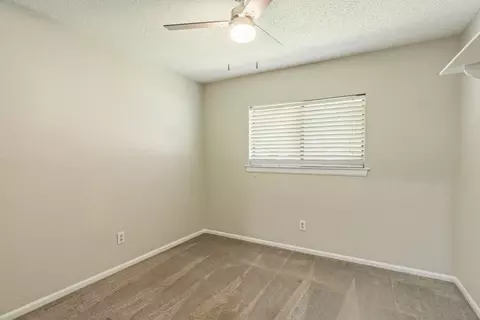 Bedroom - 409 Sage Ln, Euless, TX 76039 photo 4 of 4