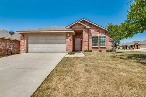 9033 Navigation Dr, Fort Worth, TX 76179