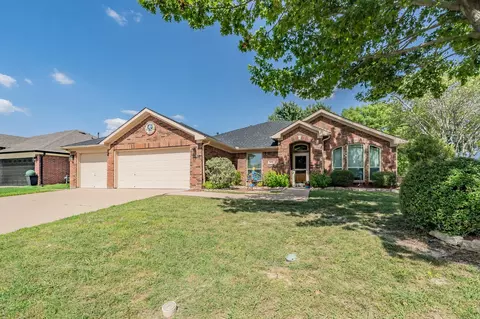 805 Brair Run Dr, Mansfield, TX 76063
