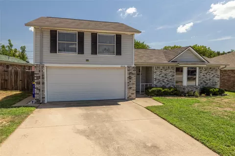 6624 Levitt Dr, Watauga, TX 76148