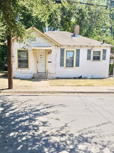 2638 Burger Ave, Dallas, TX 75248