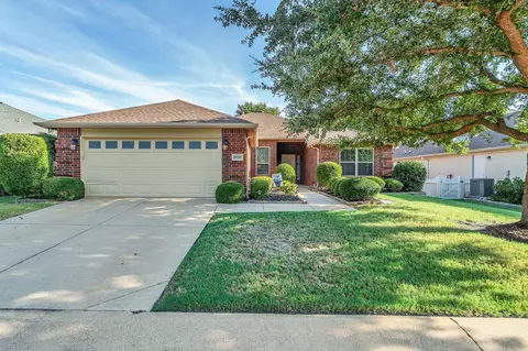 9508 Pinewood Dr, Denton, TX 76207