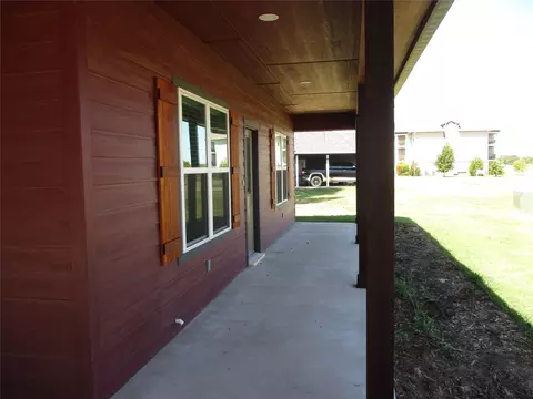 Exterior - 148 Mill St, Emory, TX 75440 photo 7 of 8