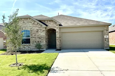 323 Texas Trl, Justin, TX 76247