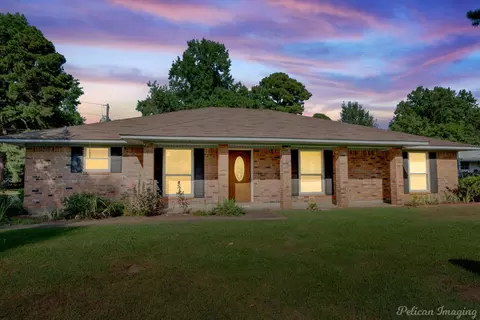 10275 Freeman Dr, Keithville, LA 71047