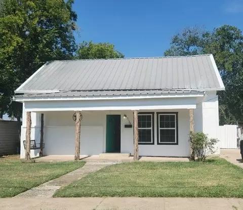3120 Forest Ave, Fort Worth, TX 76112