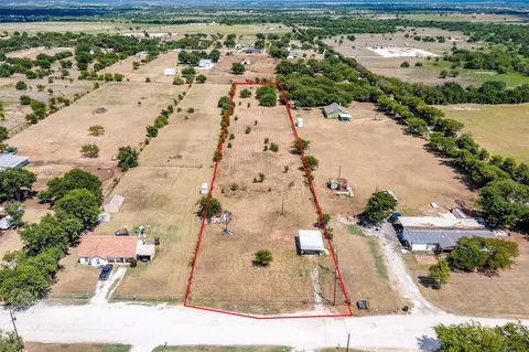 8608 Clearview Dr, Joshua, TX 76058