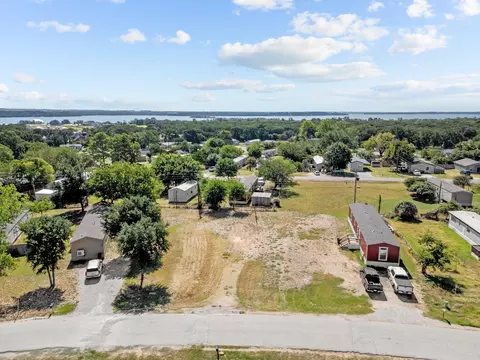 1524 Pelican Dr N, Pelican Bay, TX 76020