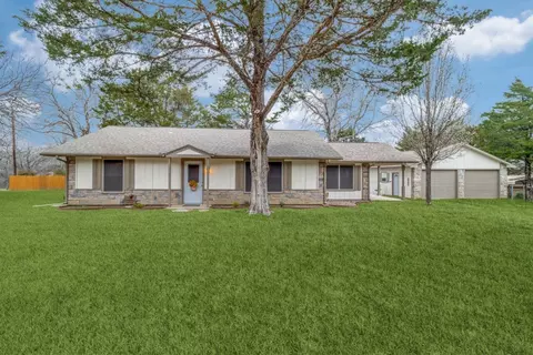 49 Toy Ln, Pottsboro, TX 75076