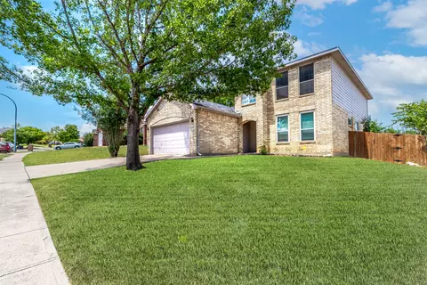 5512 Seafield Ln, Fort Worth, TX 76135