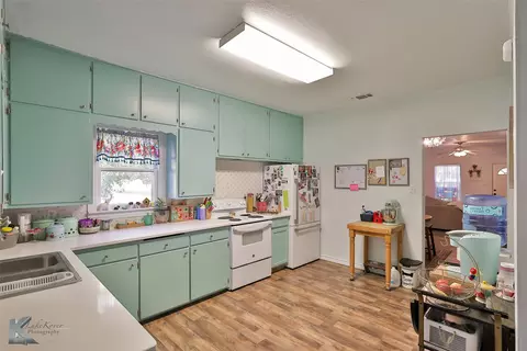 Kitchen - 510 W Plummer St, Eastland, TX 76448 photo 1 of 4