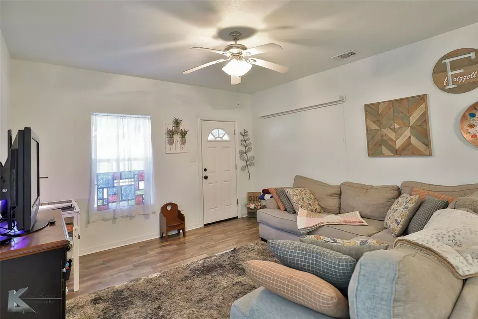 Other - 510 W Plummer St, Eastland, TX 76448 photo 4 of 12