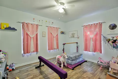 Bedroom - 510 W Plummer St, Eastland, TX 76448 photo 1 of 4