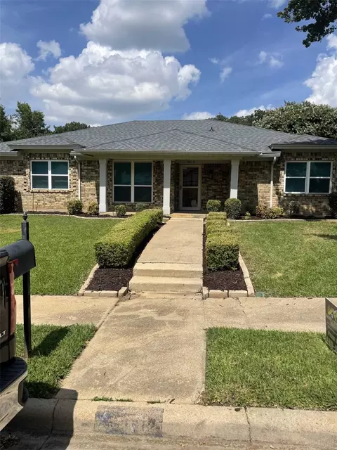 3612 Dover Ln, Bedford, TX 76021