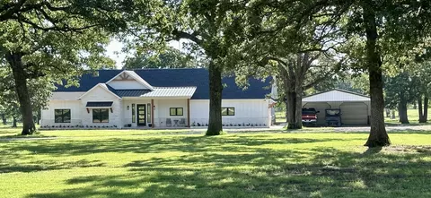 1073 Red Bird Ln, Bowie, TX 76230