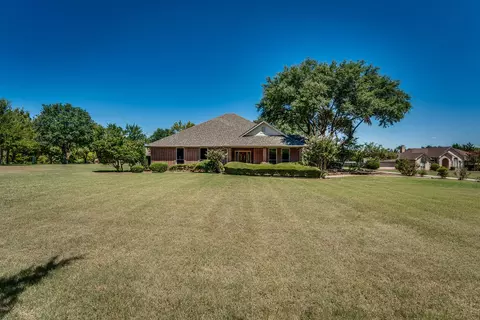 7211 Montgomery Rd, Midlothian, TX 76065