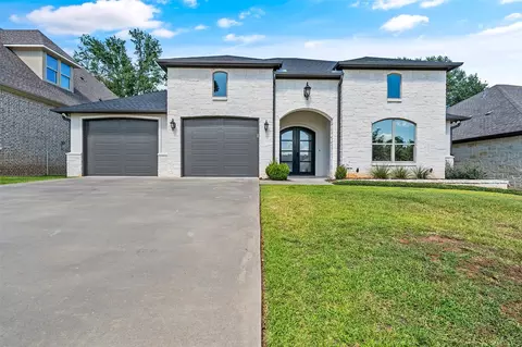 7334 Crosswater Cv, Tyler, TX 75703