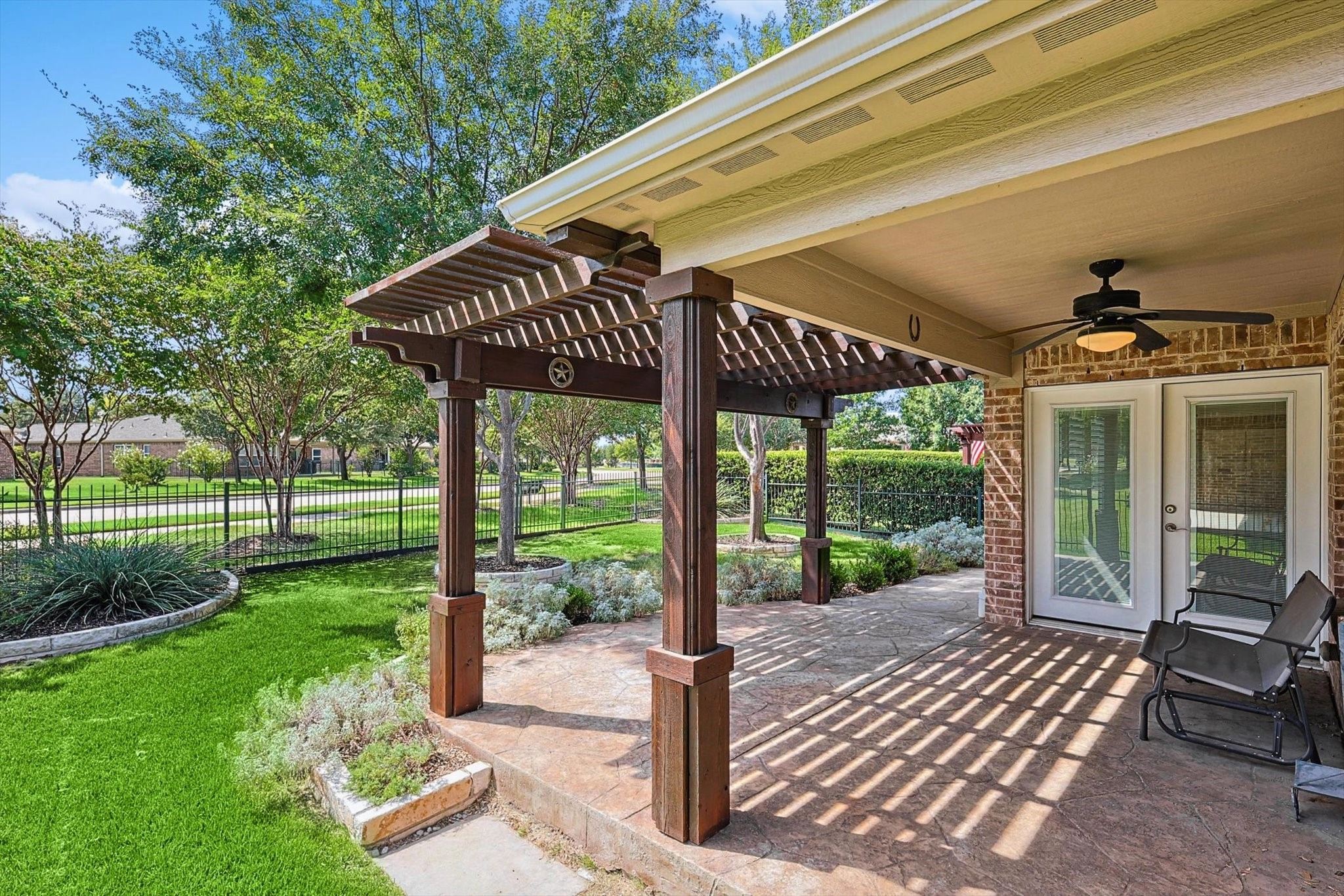 1601 Antelope Hls Dr  